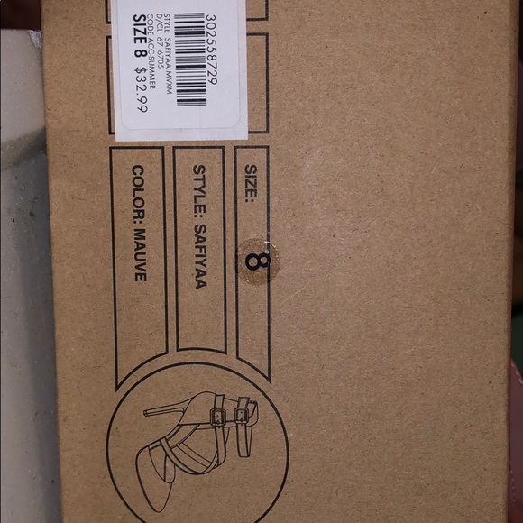 charlotte russe heels, only worn once, size 8 - Picture 2 of 2